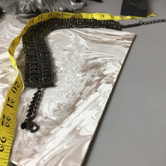 Chain and Rhinestone Necklace - Picture 4 of 7